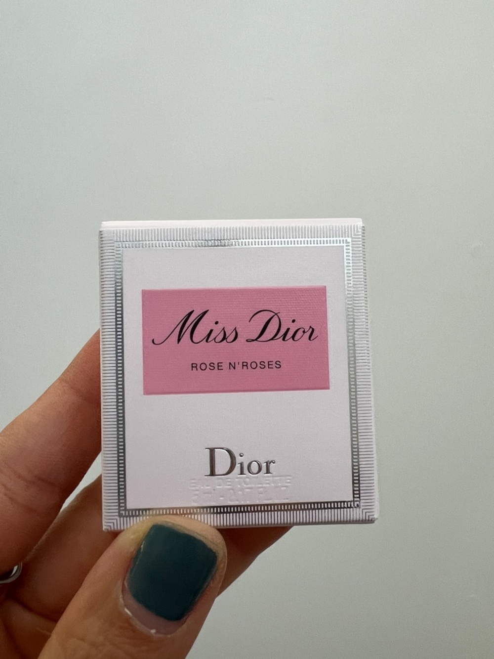 Christian Dior Miss Dior Rose N' Roses Eau de Toilette Travel Size 5ml